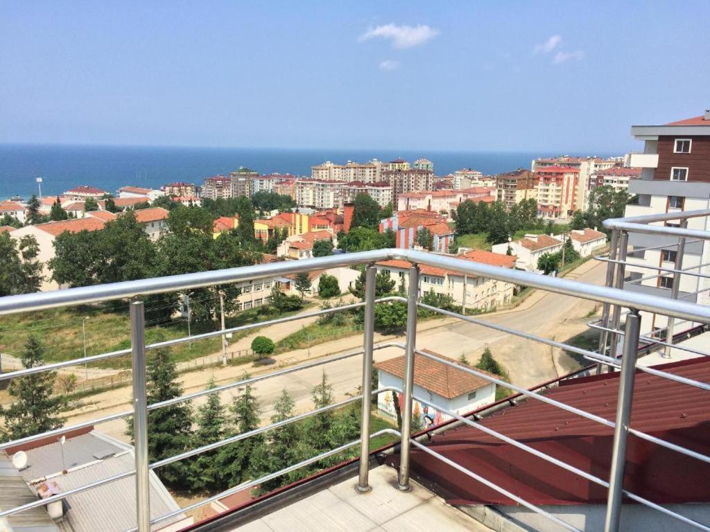 Ceyhun Apart Akcaabat Exterior foto